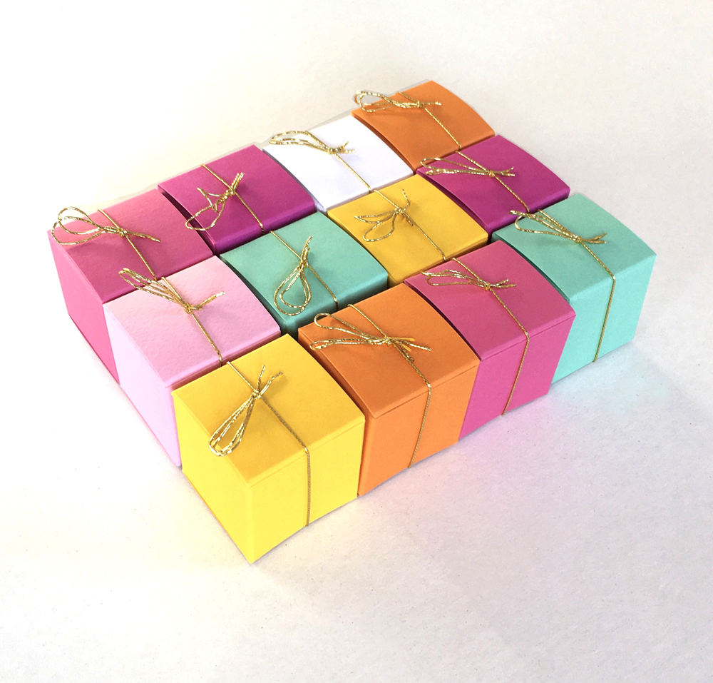 Geschenkschachteln-12 Stück-Würfel 4x4cm, 7 Farben